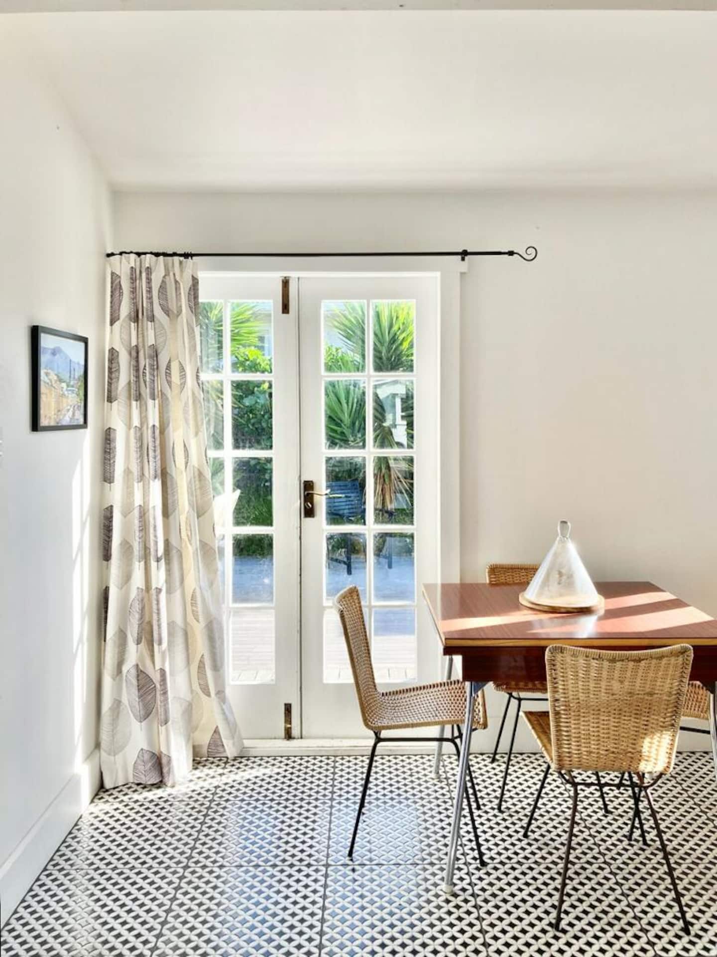 Central City Cottage 2