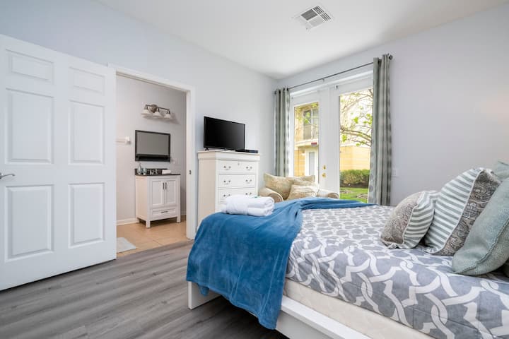 Აბაზანა-ტუალეტი ექსკლუზიურად ოთახისთვის