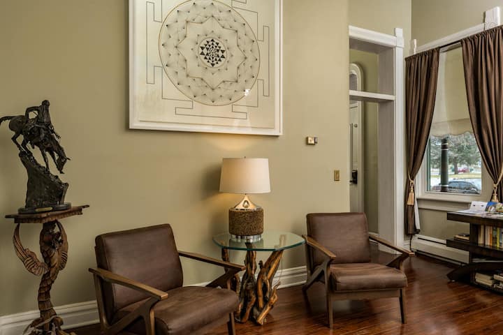 The Rooftop Room - Queen Anne Bed & Breakfast - Denver, CO