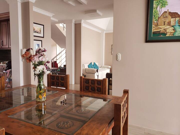 Casa Pepita/Modern AccommodationCompleto Vilcabamba