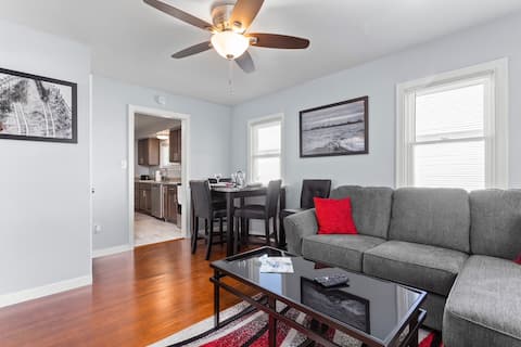 The Coaster Cottage- 1.5 miles to Cedar Point