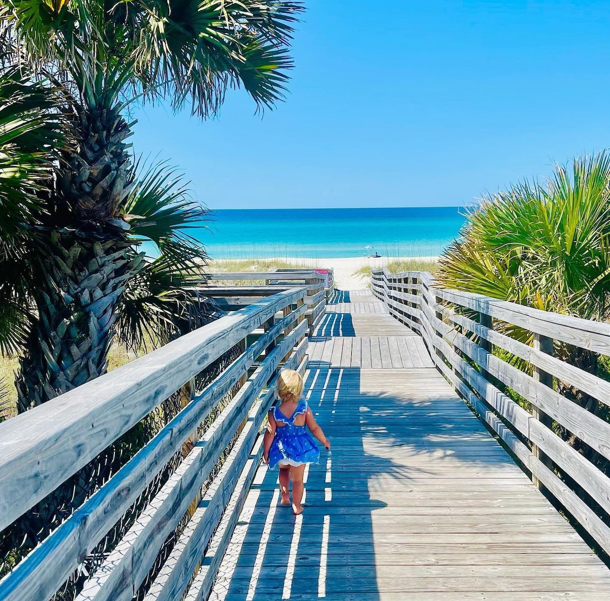 Southern Serenity at Bidawee PCB Family Beachouse Houses for Rent in