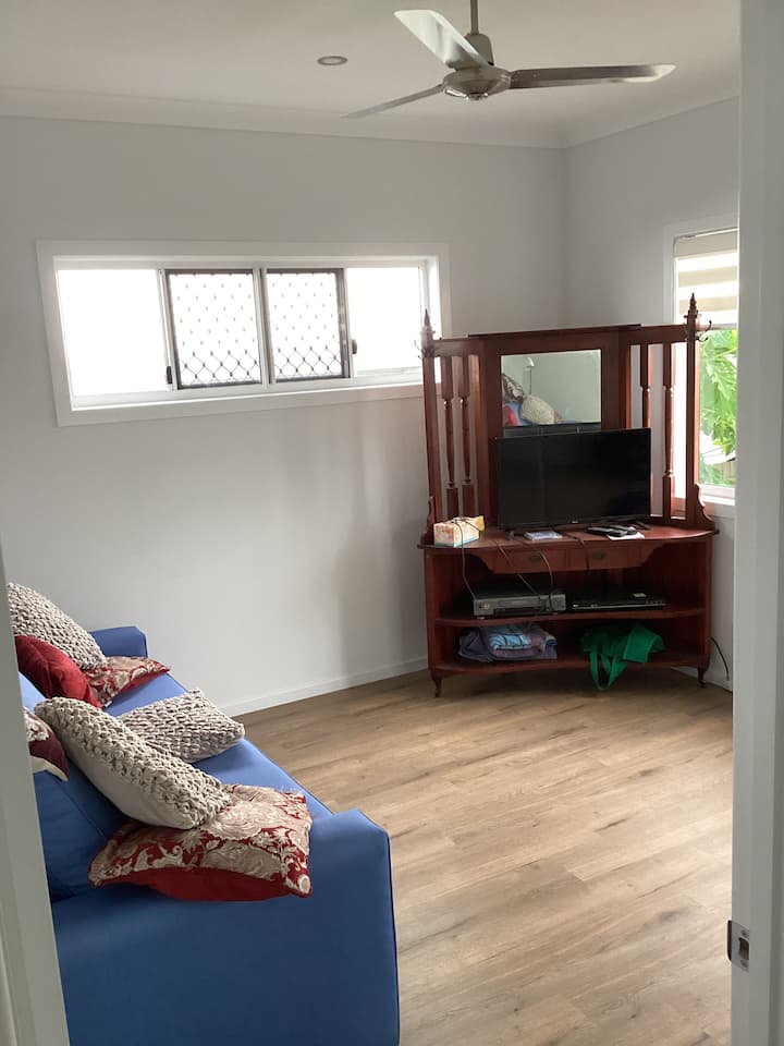 2 Bedroom Guest House - Rockhampton