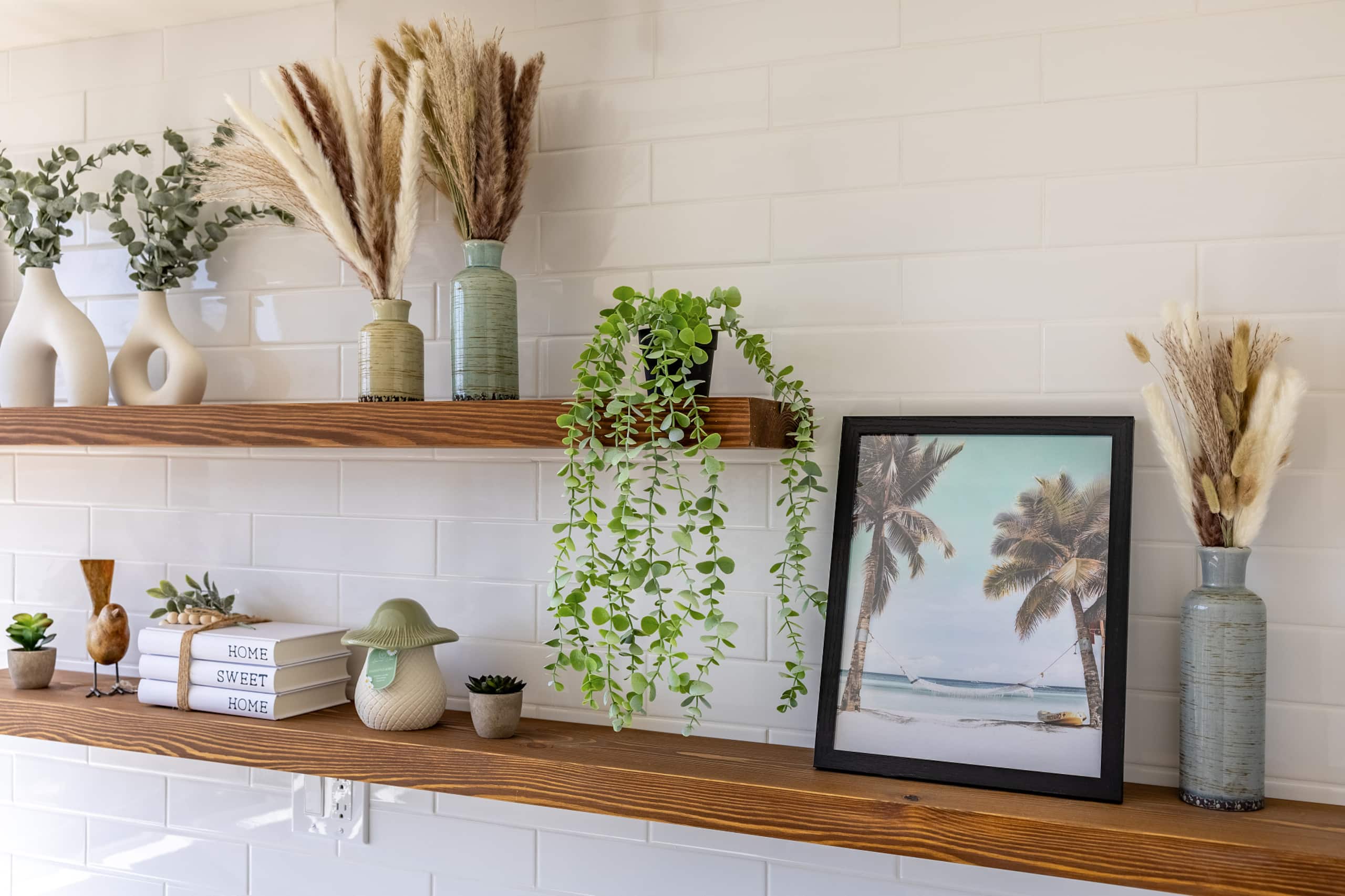 Waikiki Oasis Haven: Your Coastal Escape - Image 3
