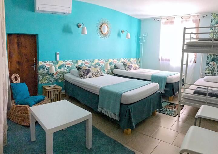 Стая Céladon 4 легла в 90 на 1-ви етаж Климатик
Чудесно за събиране на деца