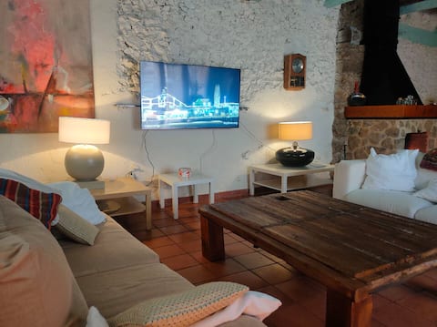 Top Airbnb: Horno de la Aldegüela Rural House in Segovia