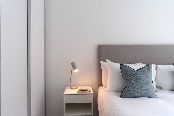 Spacious 2 bed flat in Vibrant Camden gallery image 5