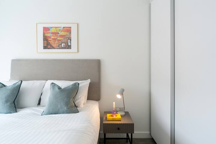 Modern, high spec 2 bed flat in Camden gallery image 5