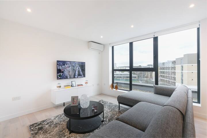 The Chalk Farm 3 bed Terrace Escape gallery image 3