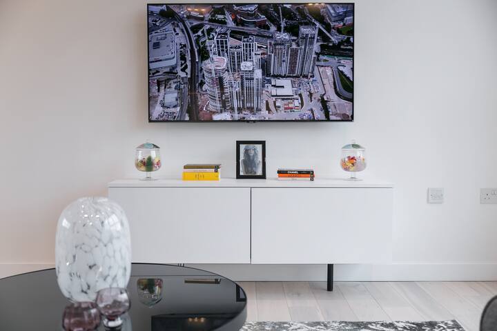 The Chalk Farm 3 bed Terrace Escape gallery image 2