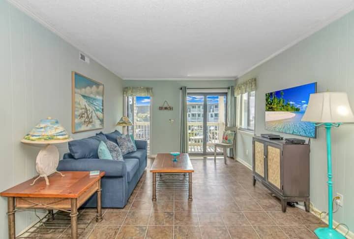 Woonkamer met eigen balkon!
