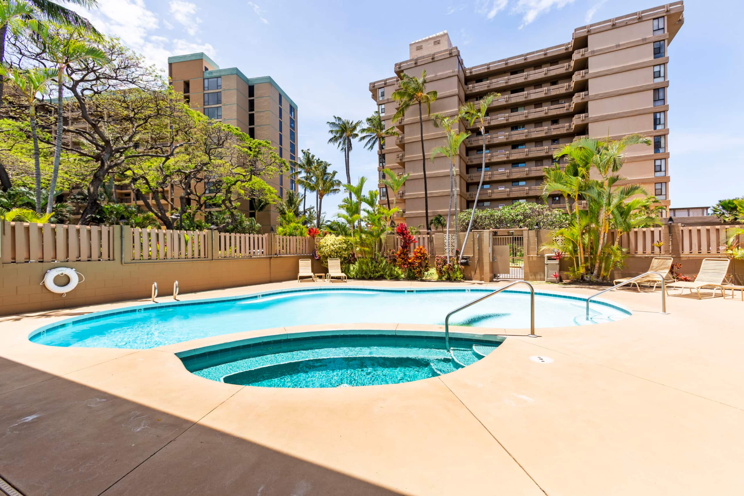 Condo in Lahaina · ★4.99 · Studio · 2 beds · 1 private bath - Image 34