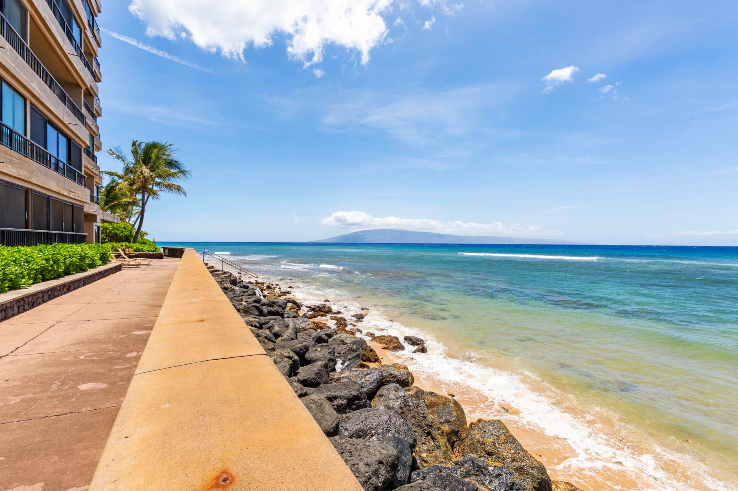 Condo in Lahaina · ★4.99 · Studio · 2 beds · 1 private bath - Image 24