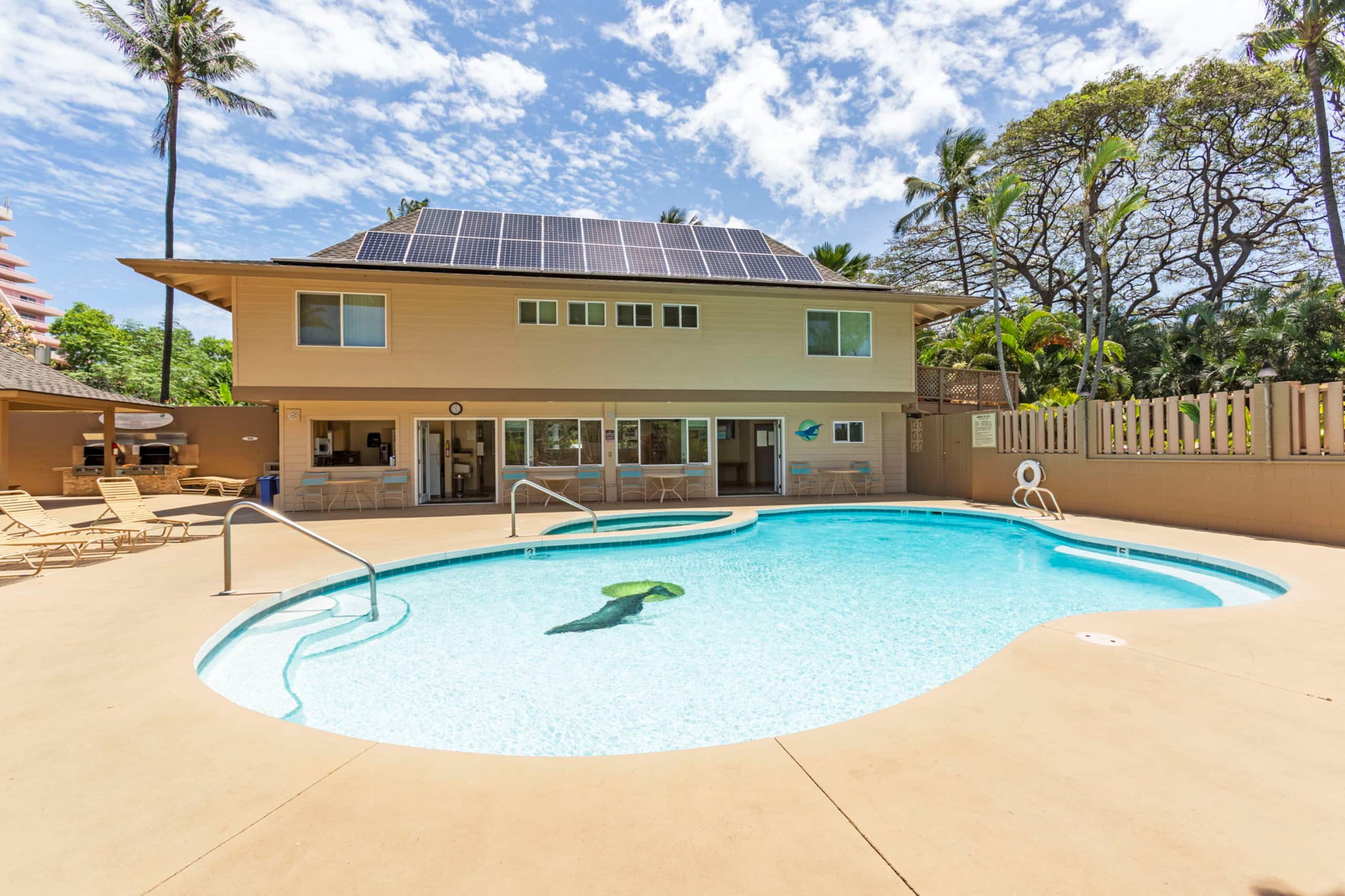 Condo in Lahaina · ★4.99 · Studio · 2 beds · 1 private bath - Image 33