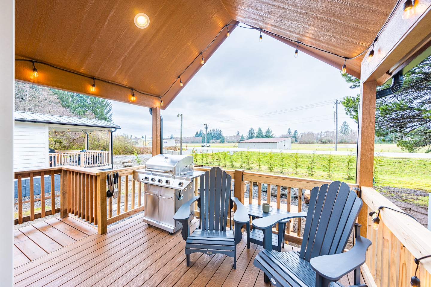 Rainforest Tiny Home Retreat: Rustic Modern photo 5