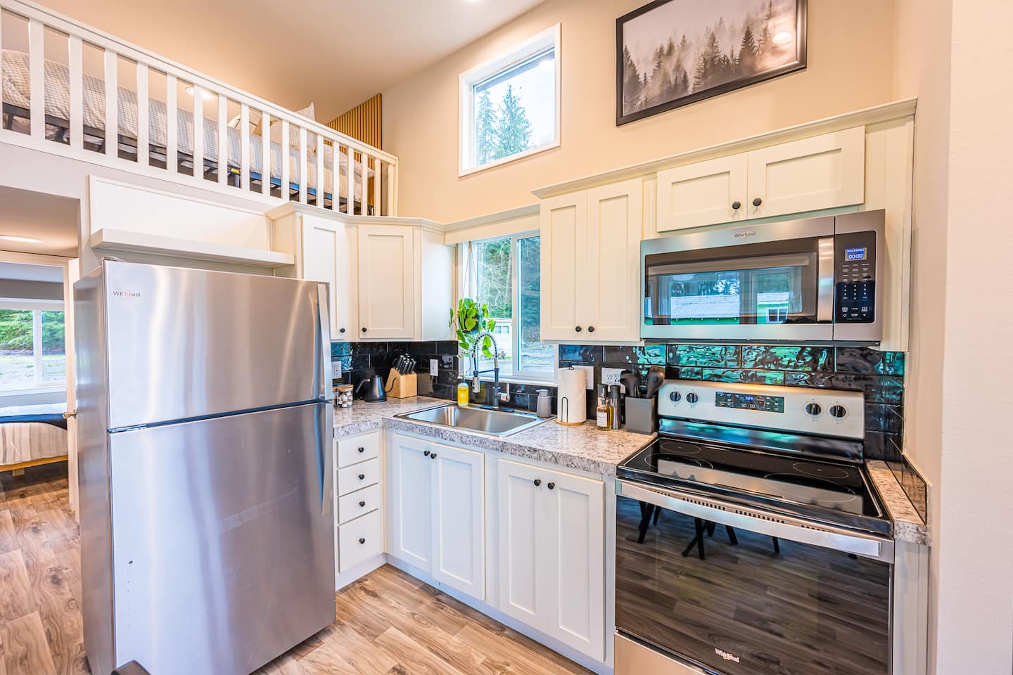 Rainforest Tiny Home Retreat: Rustic Modern photo 7