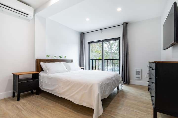 ห้องนอนใหญ่