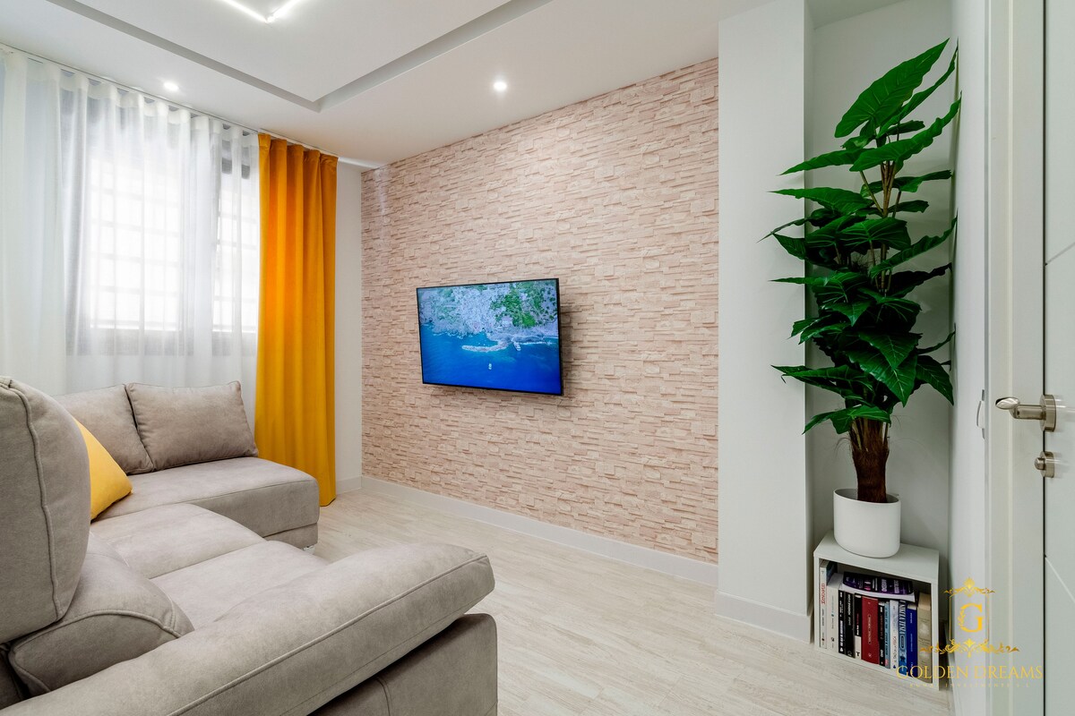 Madrid Luxe Apartment -7 subway stops from Sol - Apartments for Rent in  Madrid, Comunidad de Madrid, Spain - Airbnb