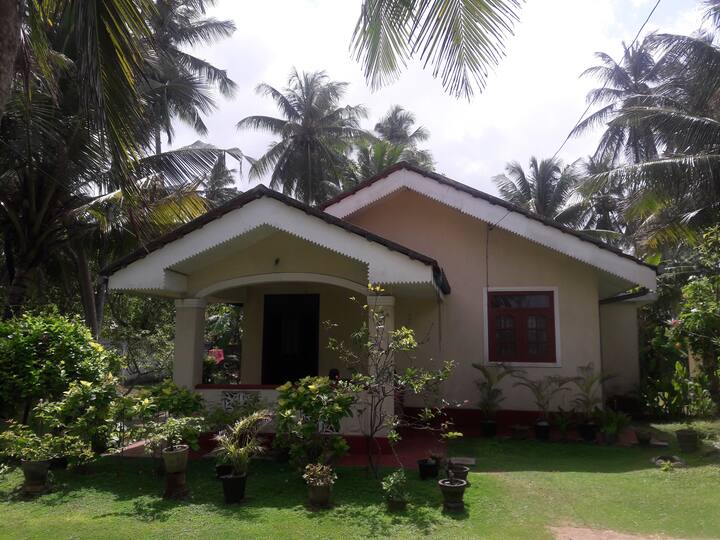 Beautiful House Near Beach. - Bentota