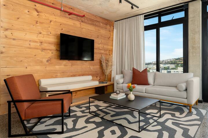 Harmony with Nature: Eco- Experience 2 Bed Apt gallery image 2