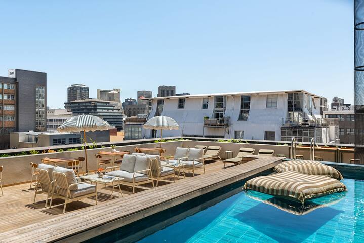 Harmony with Nature: Eco- Experience 2 Bed Apt gallery image 5