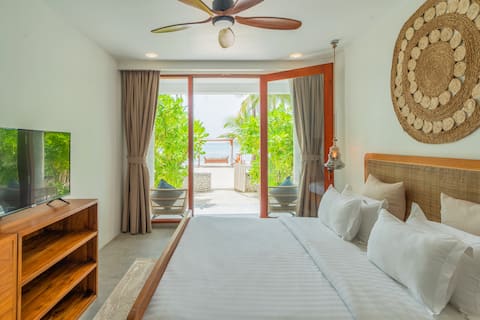 Veli View, Sunset & Beach Room 1