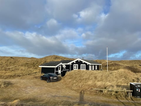 Lovely cottage near the North Sea