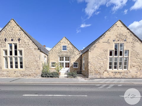 Exceptional Grosmont Cottage, West View Mews