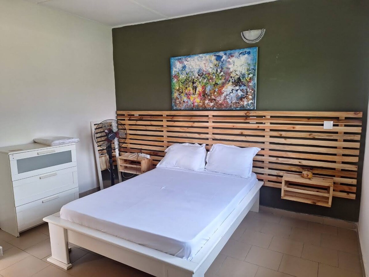 Entire villa, spacious, garden Houses for Rent in Abidjan, Abidjan Autonomous District, Côte d