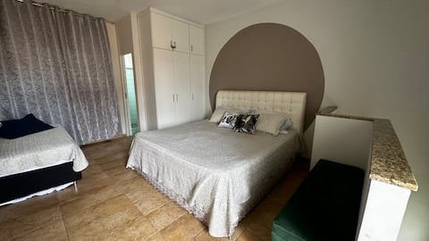 Anúncio popular: Kitchenette in progress with garage and air-conditioning. em Sete Lagoas