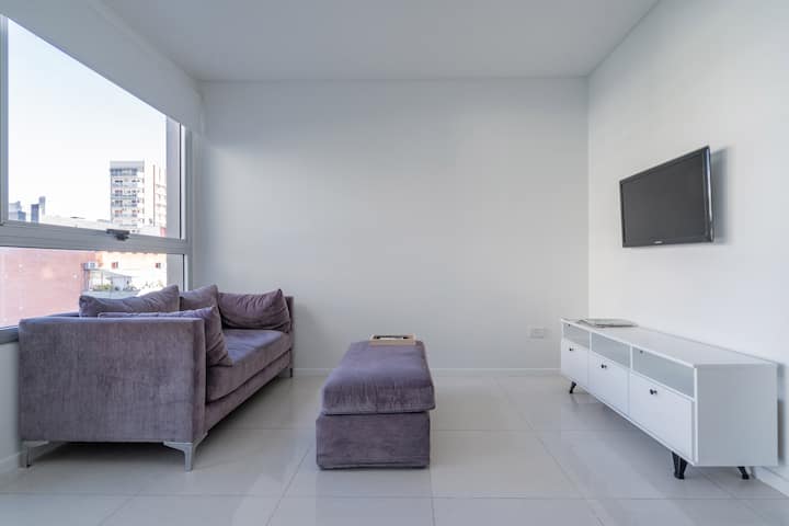 Bright & Cozy ~ High Floor ~ Balcony ~ Pool ~ Bbq - Buenos Aires