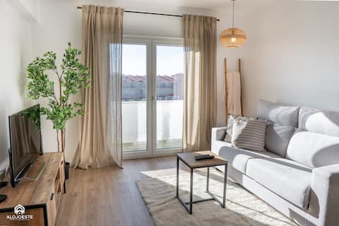 Top performing Airbnb: Park House | Santa Cruz in Silveira