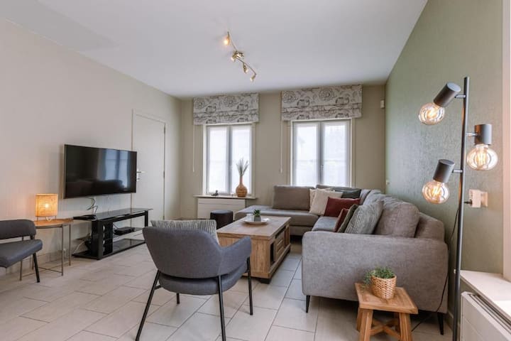 Ostend Studio managed Airbnb listing 1