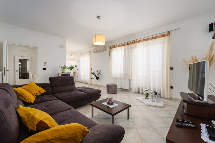 Villa Dido Nini - Croatia