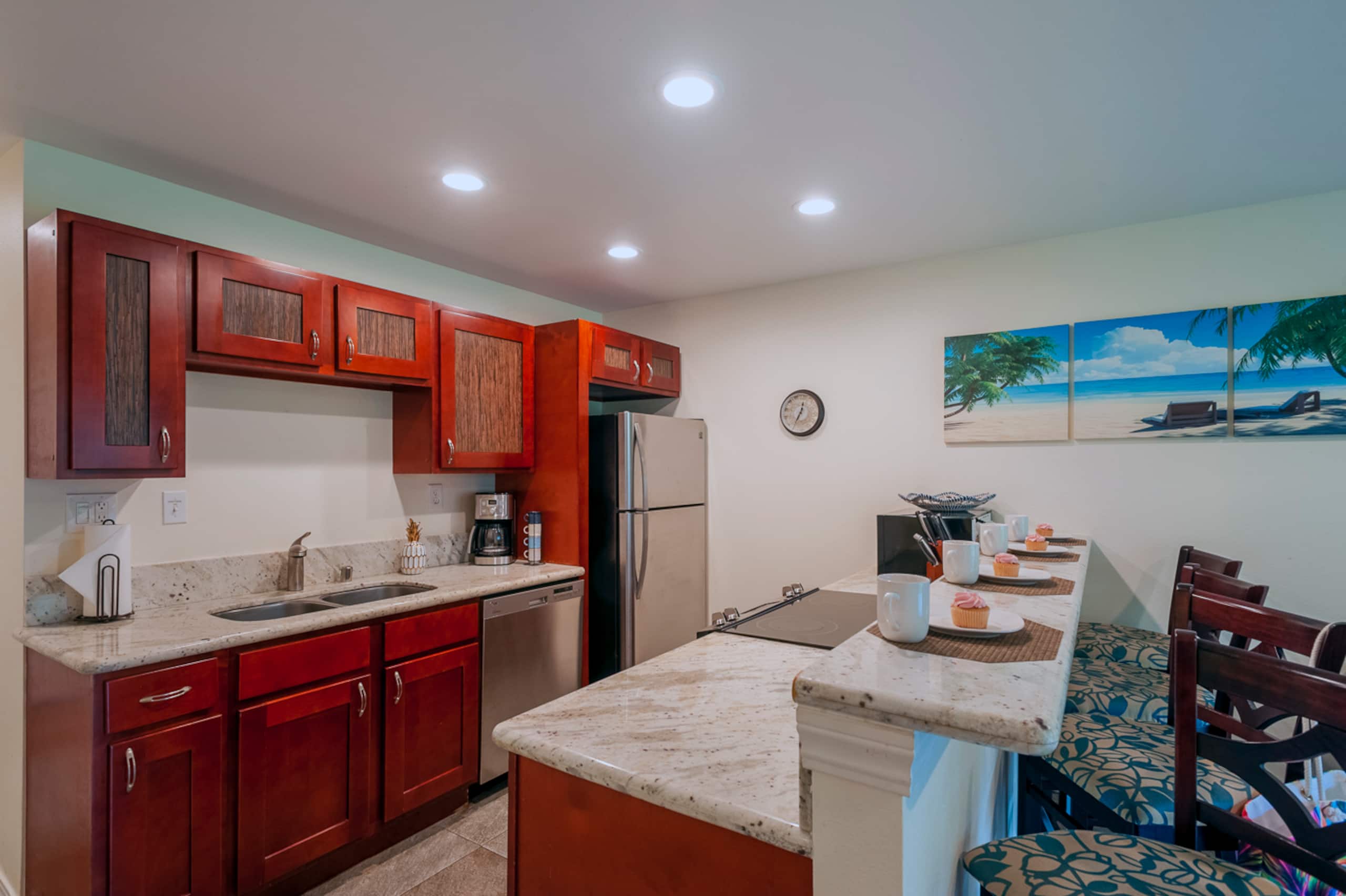 Condo in Kapaa · ★4.91 · 2 bedrooms · 2 beds · 1.5 shared baths - Image 6