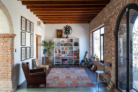 Top Airbnb: El Zaguán (4 Bedrooms 4 Bathrooms) in Chihuahua