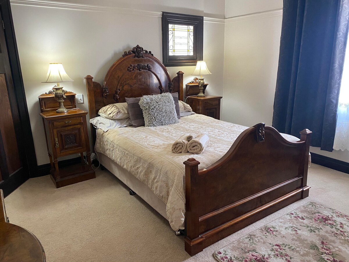 غرفة النوم 1