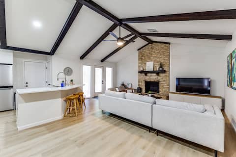 Modern Alamo City Oasis