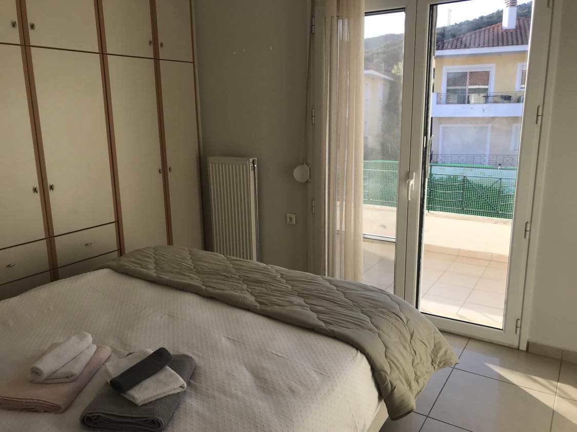 غرفة النوم 2