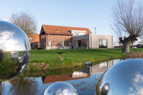 Heyzerhof