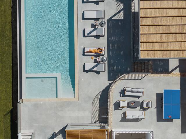 Skyline Villa II, By Hellocrete gallery image 4