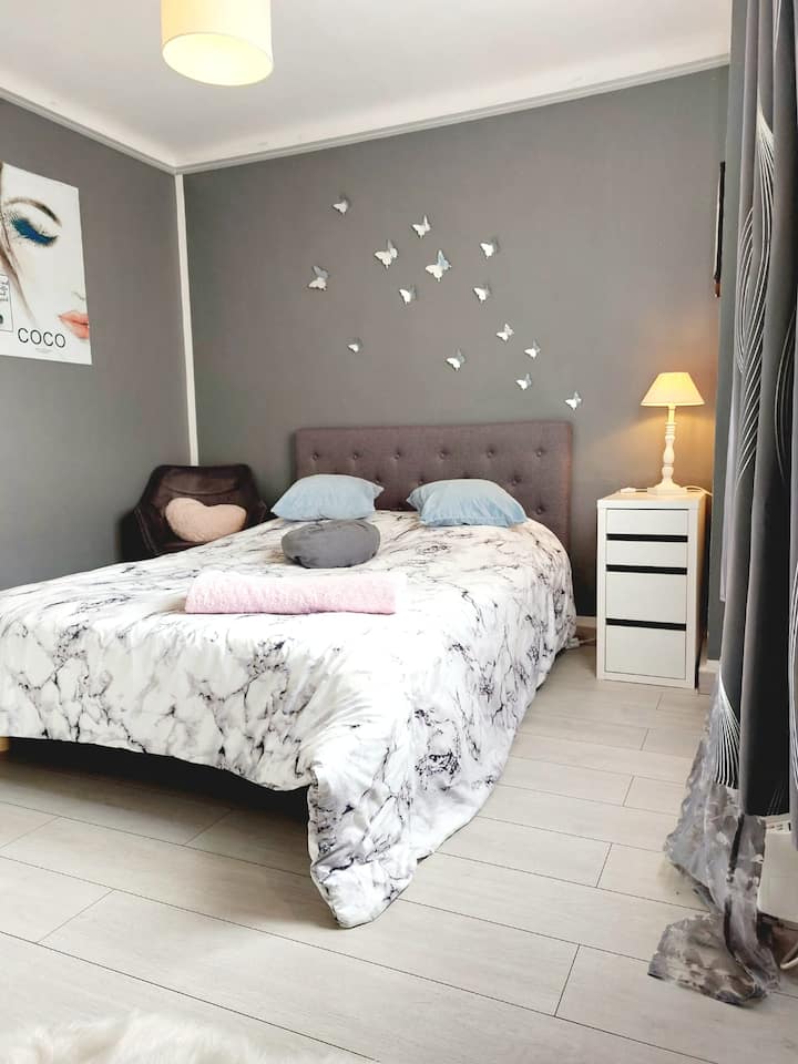 غرفة النوم 2