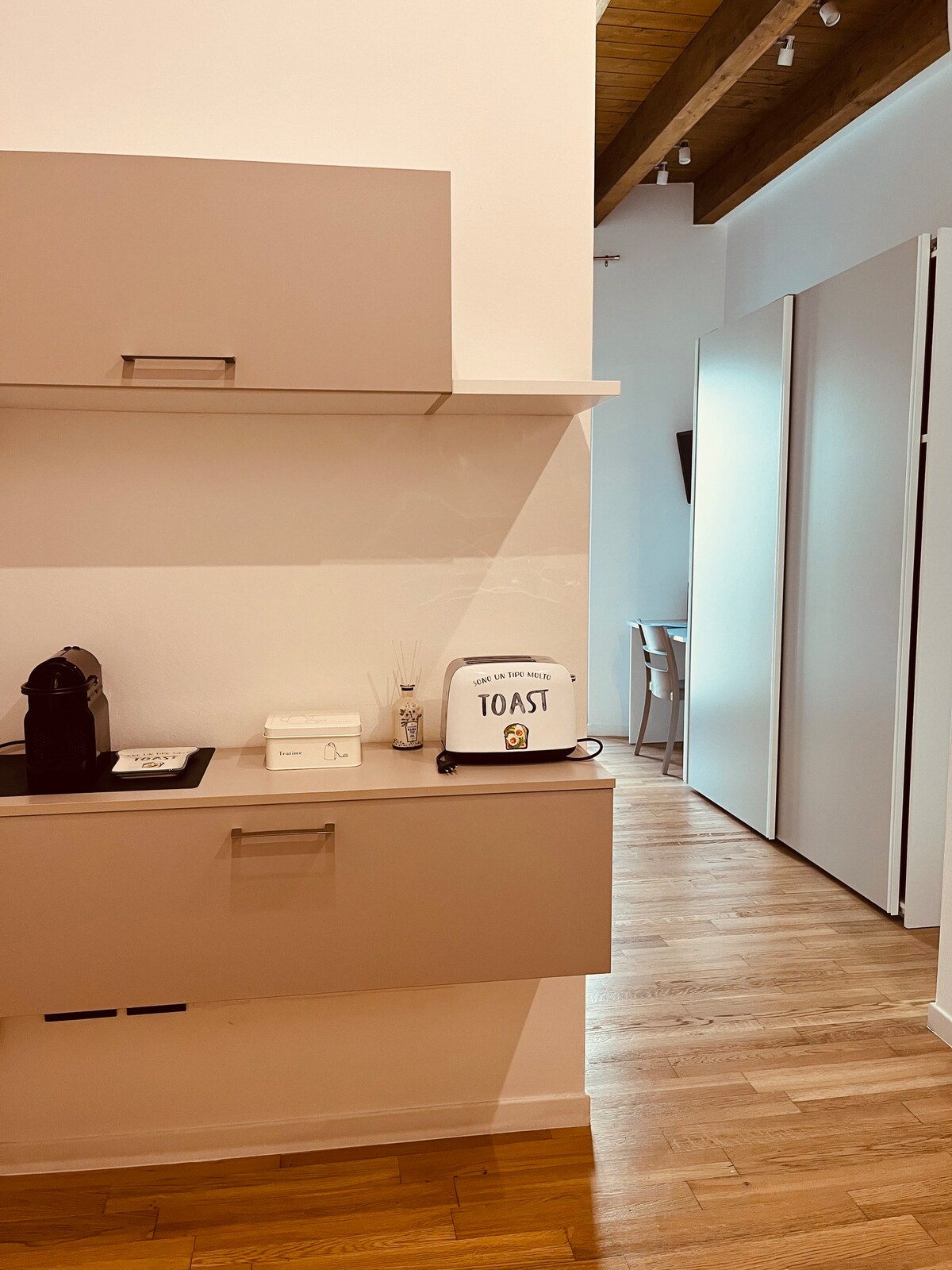 Top performing Airbnb: Central apartment in Bari