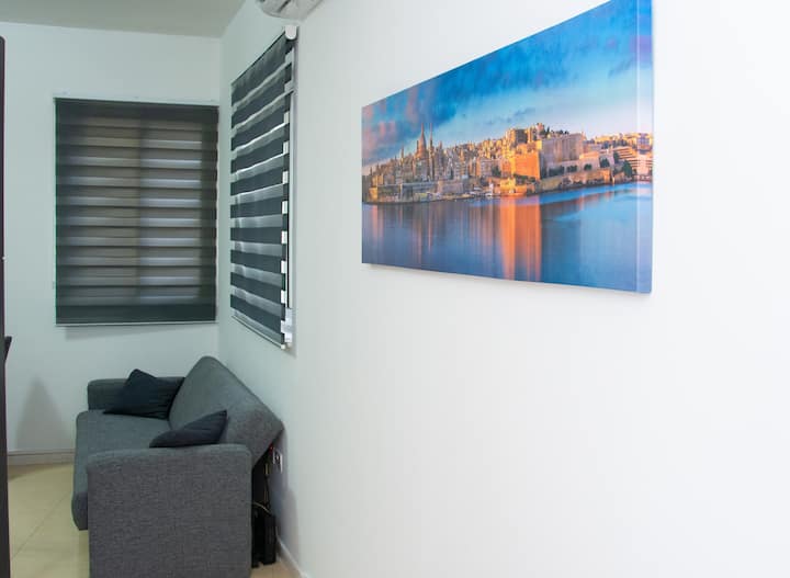 Blossoms Apartment - Malta