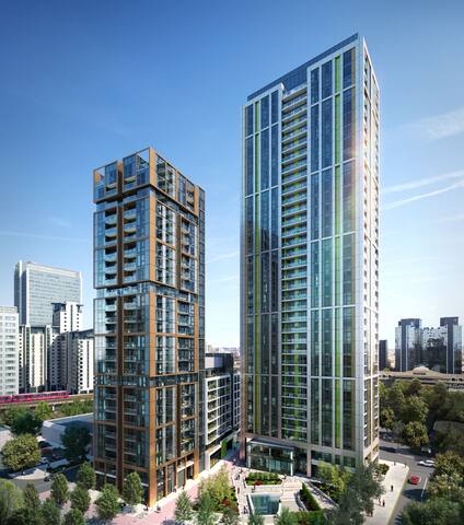 Centrally Located in Canary Wharf with Gym gallery image 2