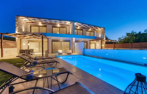 Astarte Villas Casa Palmera Beach Villa with Pool