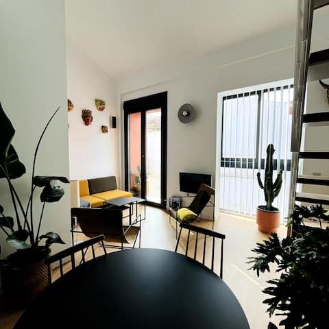 Top Airbnb: Apartment with private terrace: rest and sun! in La Trinidad (Centro)