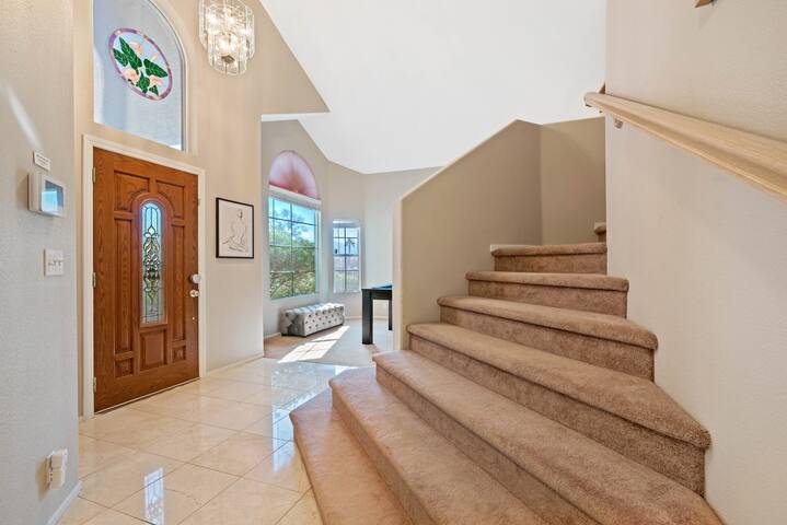 5BR Escape: BBQ, Heated Pool & Games gallery image 3