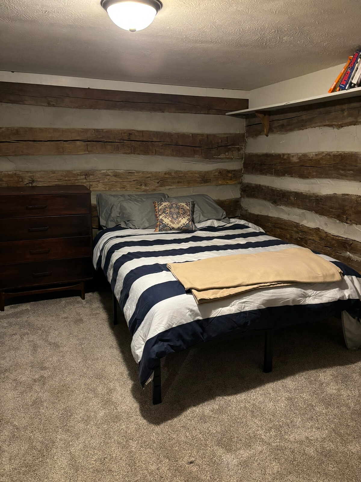 غرفة النوم 2