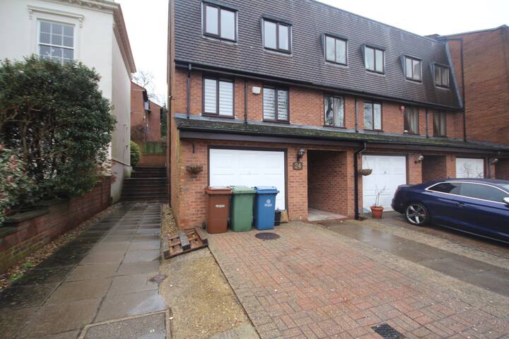 Link Up Estate Agency managed Airbnb listing 2